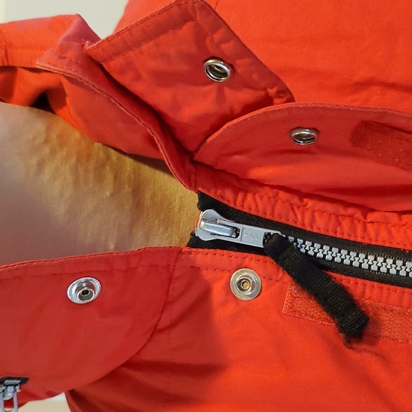 DKNY exceptional down vest, PS/M - Picture 6 of 16